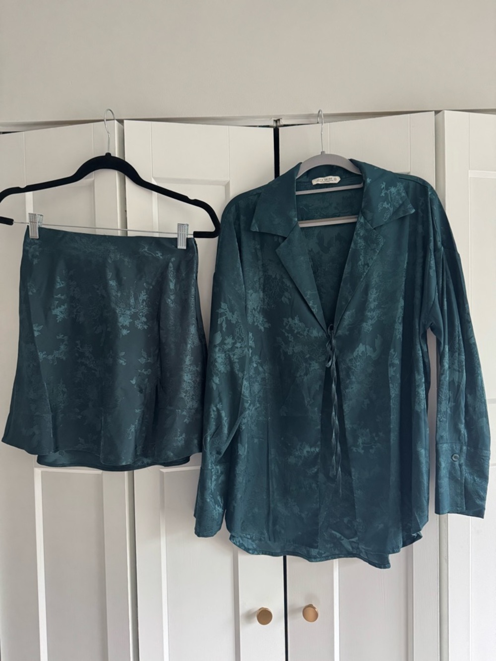 12th Tribe Teal Willow Jacquard Set